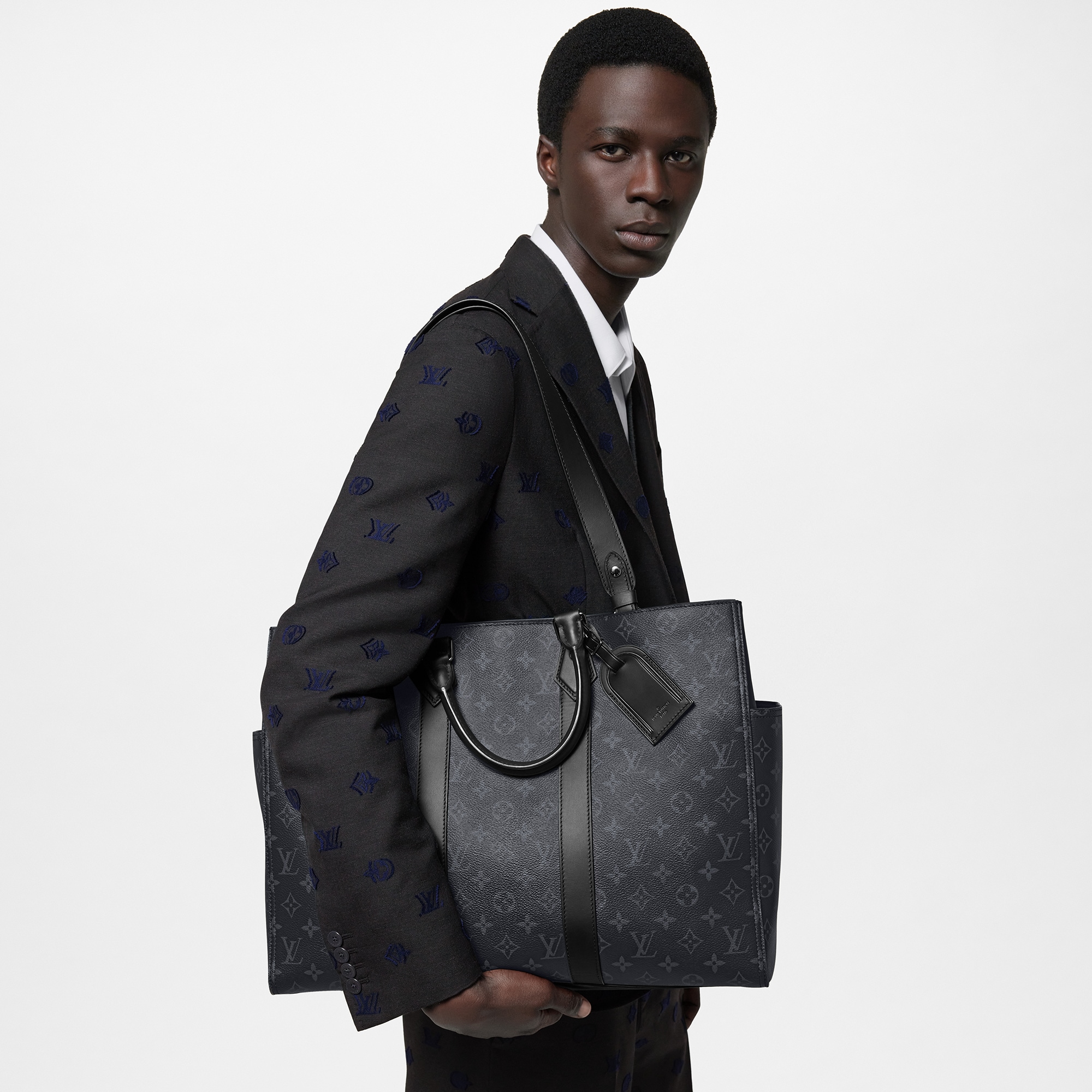 Sac Plat 24H Monogram Eclipse - Men - Bags | LOUIS VUITTON ®